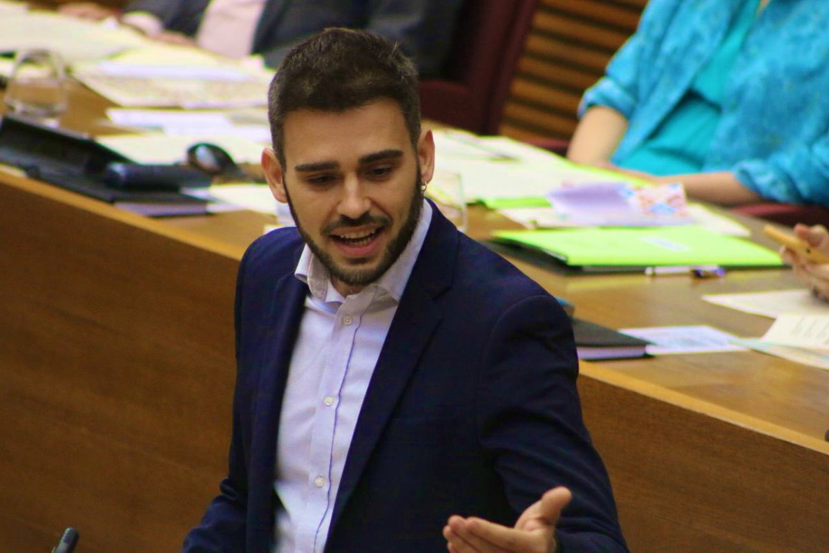 CompromisCorts's tweet image. Por cojones ⚾️⚾️

📰 “Así arrebataron los hombres de Camps a los zaplanistas 43,8 millones de CIEGSA, la empresa de construcción de colegios, en un fin de semana”

Obrim fil ⤵️

#pleCorts #fortet