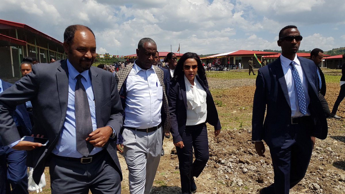 FLEthiopia's tweet image. በቀዳማዊት እመቤት ጽ/ቤት የተገነባው ሎዛ ብርሃን ሁለተኛ ደረጃ  ትምህርት ቤት  ዛሬ ጥቅምት 06፥ቀን 2012 ተመረቀ::