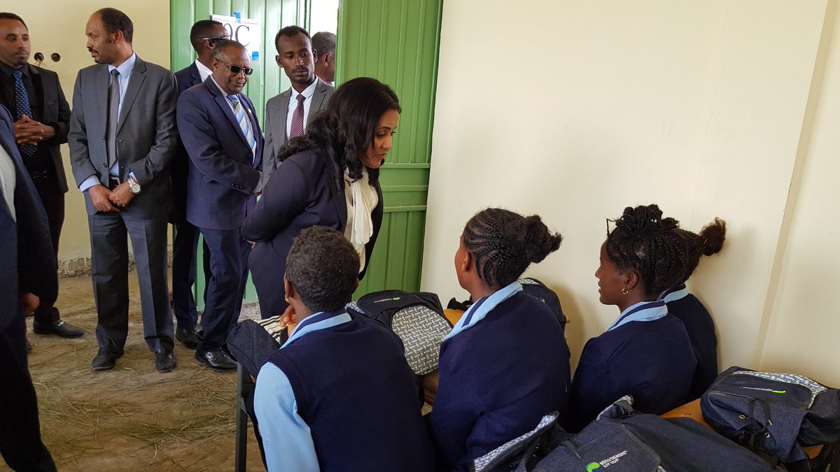 FLEthiopia's tweet image. በቀዳማዊት እመቤት ጽ/ቤት የተገነባው ሎዛ ብርሃን ሁለተኛ ደረጃ  ትምህርት ቤት  ዛሬ ጥቅምት 06፥ቀን 2012 ተመረቀ::