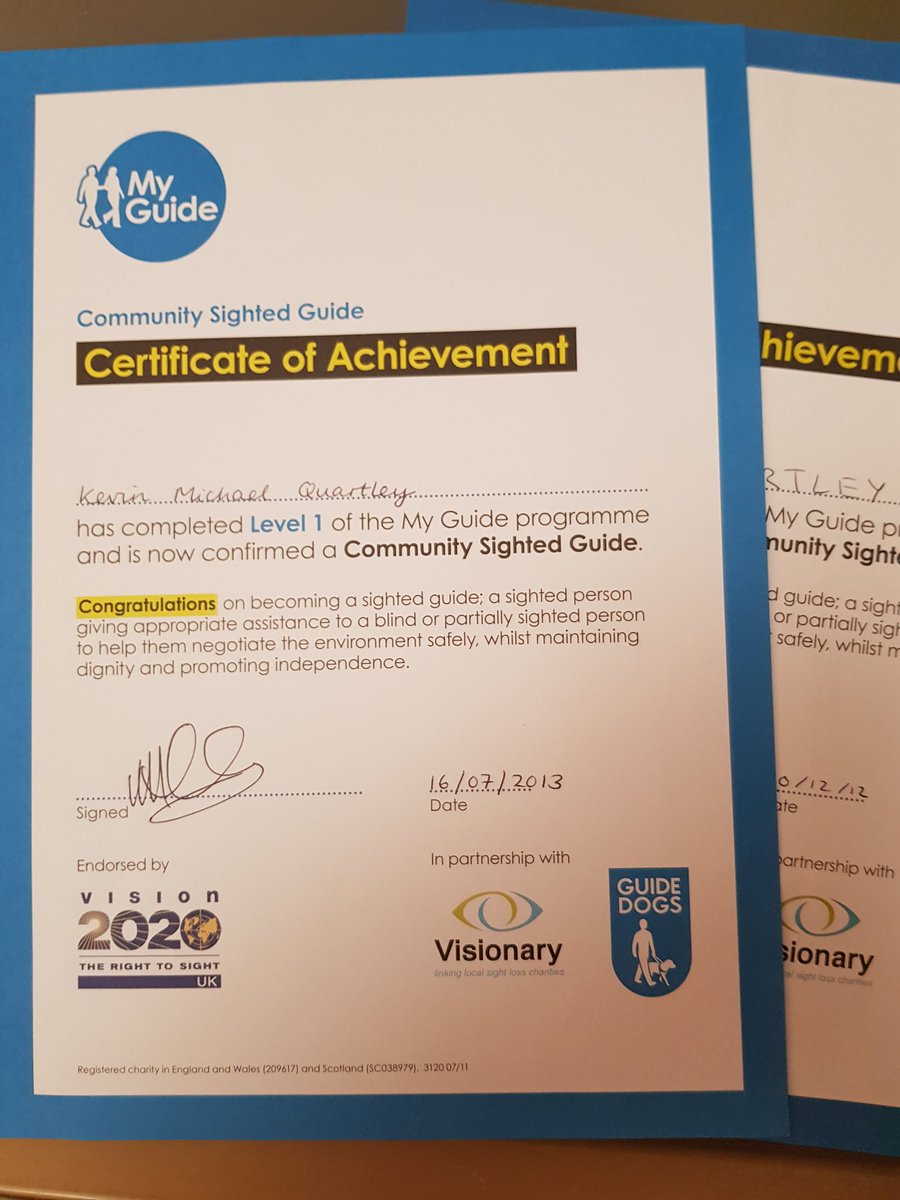 KevMQuartley's tweet image. This week&apos;s #ThowbackThursday is not of me but a delightful assistance dog who helped back in 2013 when confirming my training as a &apos;Community Sighted Guide&apos; Essential training when volunteering in an Emergency Rest Centre/Community Place of Safety.
@BristolPrepared
#SightedGuide