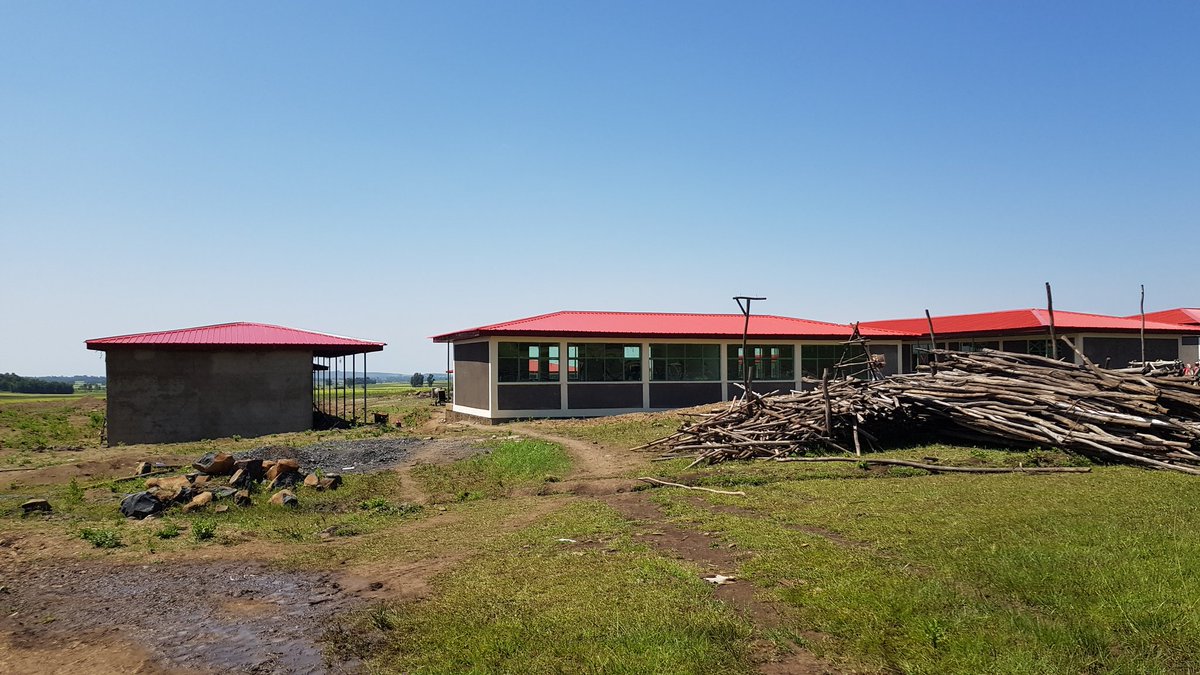 FLEthiopia's tweet image. በቀዳማዊት እመቤት ጽ/ቤት የተገነባው ሎዛ ብርሃን ሁለተኛ ደረጃ  ትምህርት ቤት  ዛሬ ጥቅምት 06፥ቀን 2012 ተመረቀ::