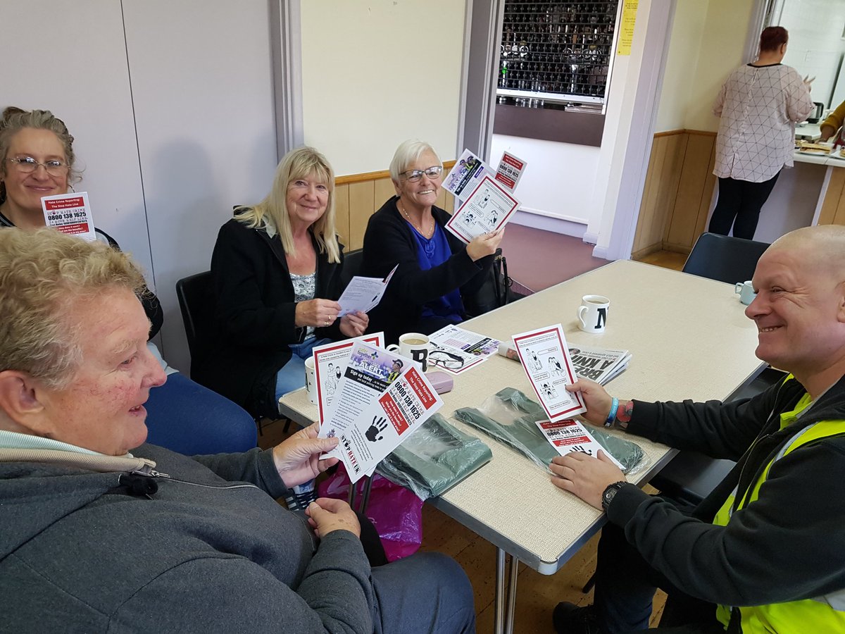 TibshelfSNT's tweet photo. PCSO Hancock and myself are with residents at Blackwell,  giving information about hate crime awareness and the Derbyshire alert service. https://t.co/41zEOssvdX