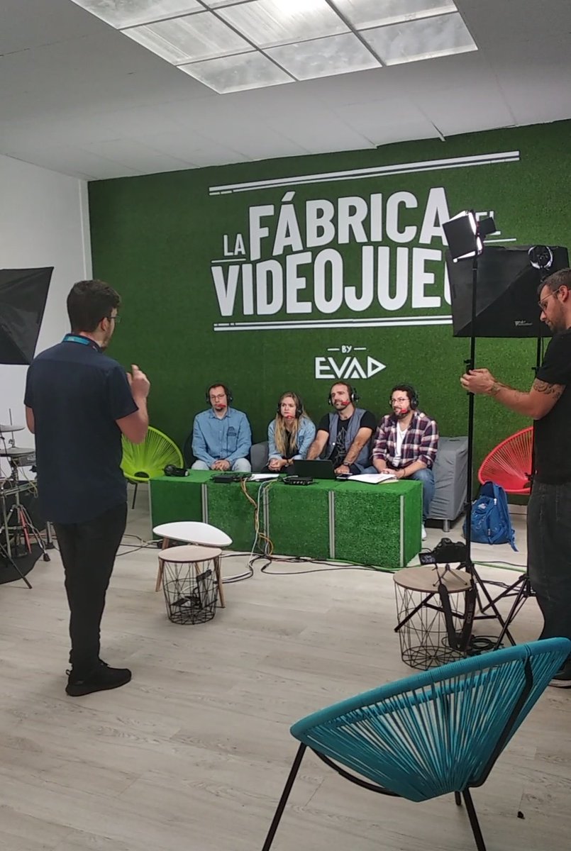 ION DRIVER (@ion_driver) on Twitter photo Hoy hemos podido contar nuestra experiencia creando <a href="/ION_DRIVER/">ION DRIVER</a> en <a href="/radio3_rne/">Radio 3</a> con una pequeña entrevista para el programa <a href="/fallodesistema/">Fallo de sistema</a> #iondriver en <a href="/LaFabricaVJ/">La Fábrica del Videojuego</a> 🎮🎮🏎️🏎️ Hoy hemos podido contar nuestra experiencia creando <a href="/ION_DRIVER/">ION DRIVER</a> en <a href="/radio3_rne/">Radio 3</a> con una pequeña entrevista para el programa <a href="/fallodesistema/">Fallo de sistema</a> #iondriver en <a href="/LaFabricaVJ/">La Fábrica del Videojuego</a> 🎮🎮🏎️🏎️