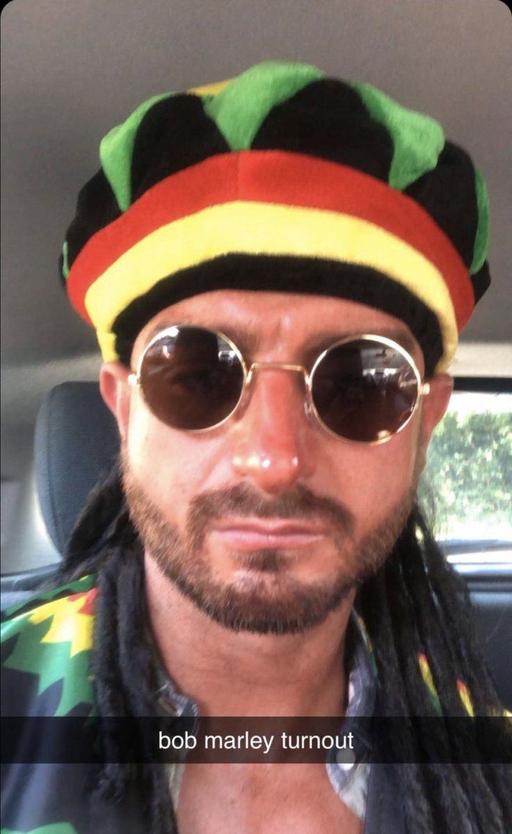 BillyTimmons_'s tweet photo. When you try jerk chicken once https://t.co/nWSU9nl33p