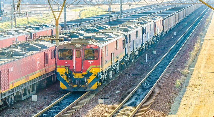 ZinhleMaps's tweet photo. Top employers institution- Transnet has 31000 employees in 17 active countries. https://t.co/7OQ4eRejL7