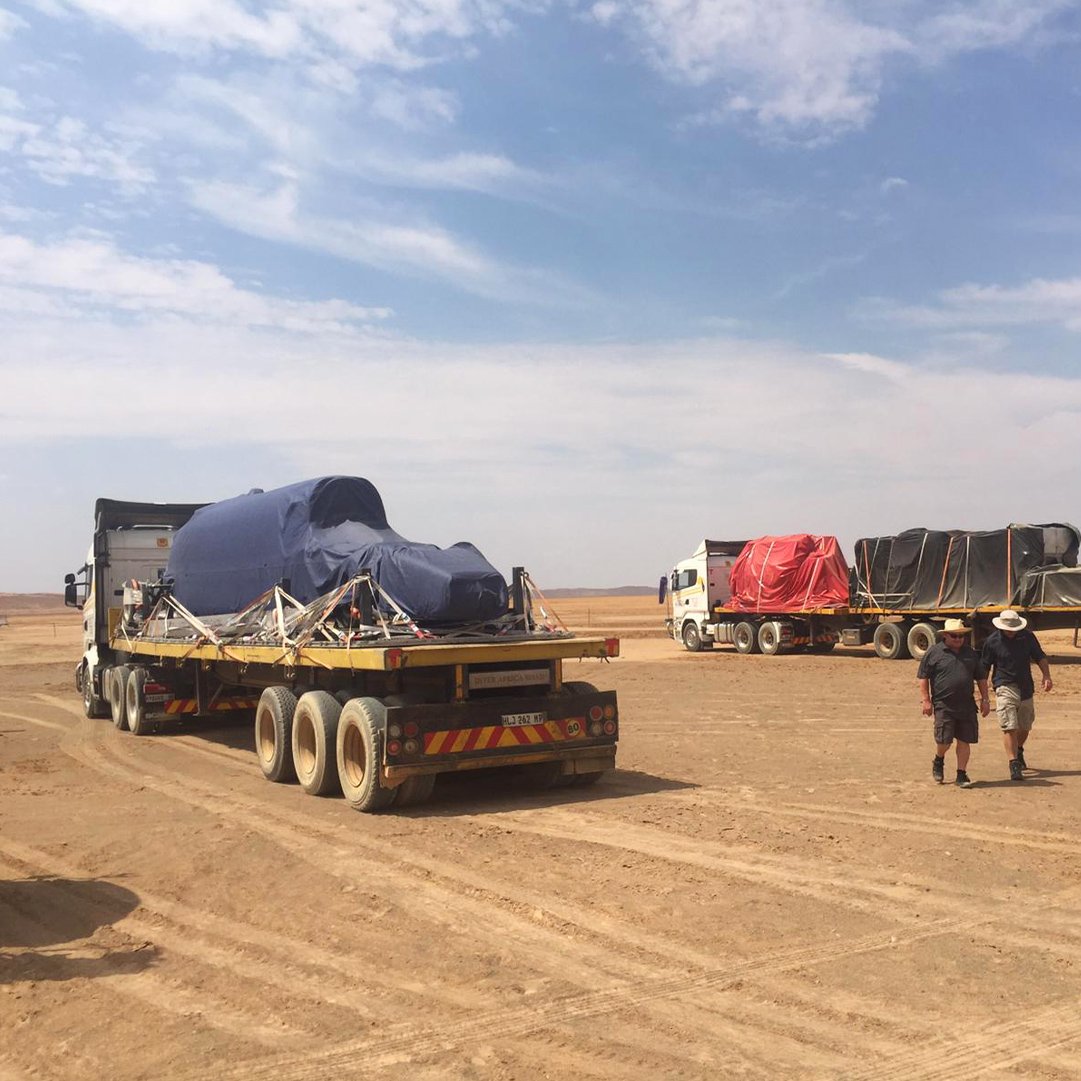 Bloodhound_LSR's tweet image. Time to unpack #BloodhoundLSR 🧳🚗🚀🇿🇦 #2019HST