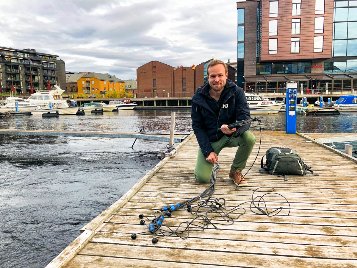 ThelmaBiotel's tweet image. During the autumn we spend a lot of time testing and finishing up development projects. Yesterday our developers went out to do field testing on a new and smaller real time receiver. They seem pleased with the results! 👍#fishtracking #acoustictelemetry #fishtelemetry