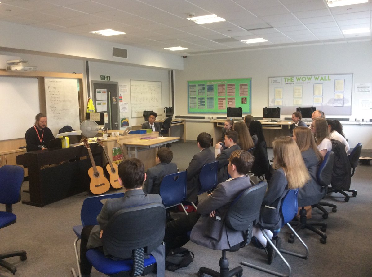 Hope_MusicDept's tweet photo. Y10 GCSE Music Composition Masterclass with Martin Riley. It was a great day full of creativity and inspiration. Really proud of the musical progression and the welcome students gave Martin. Fantastic day had by all @martrileymusic @hope_careers #ceiag #ambition #rolemodel #OIAWD https://t.co/2tY6dytBKX