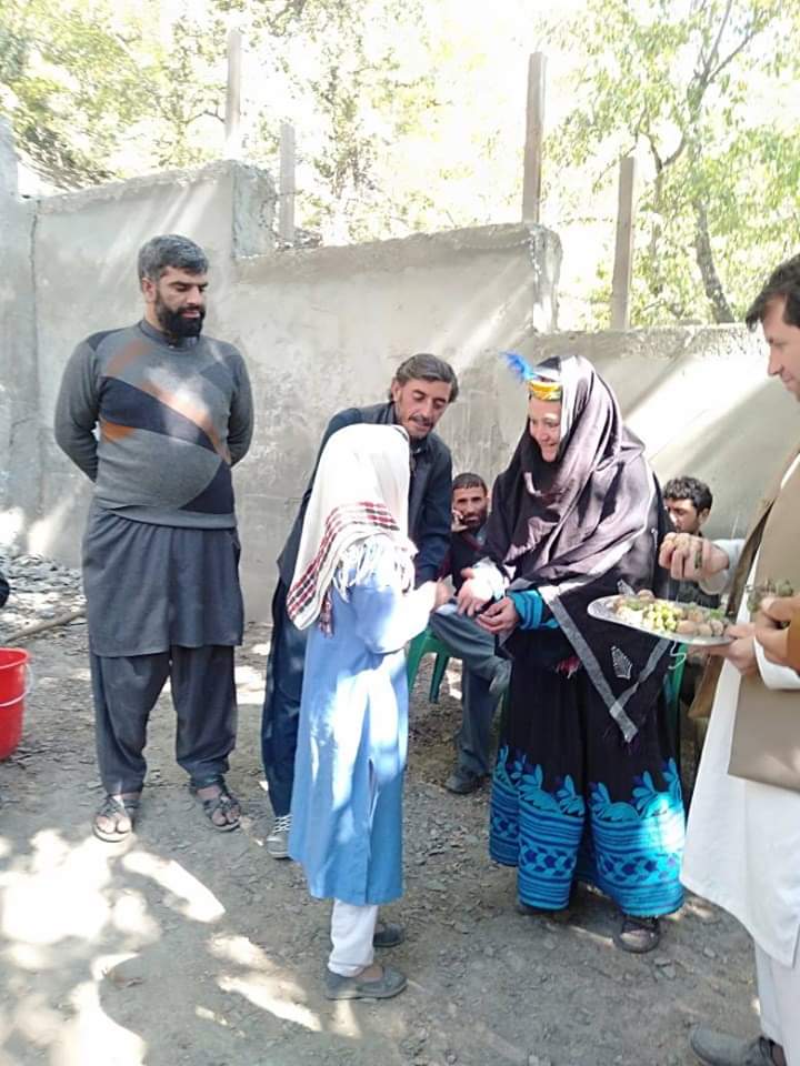 CgnTacs's tweet photo. World food day celebration in GPS Birir bala.Mohalla committee Birir celebrate world food day with the collaboration of an NGO #CGN #TACS @M_Sameer_Khan_ @MehnazAkberAziz https://t.co/eYEPLGi8za