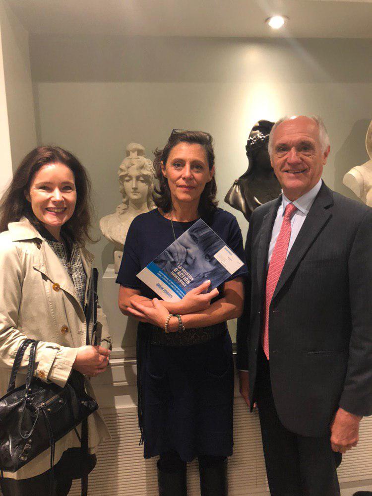 Quand la #pauvreté  frappe dès le plus jeune âge, elle entraine d’emblée des conséquences sur un parcours de vie !

📌Rencontre à l'<a href="/AssembleeNat/">Assemblée nationale</a> de <a href="/Break_Poverty/">Break Poverty Foundation</a>  "pour une mobilisation des entreprises contre la pauvreté des <a href="/Jeunes/">jeunes</a> de leur territoire". #ODD 🌍