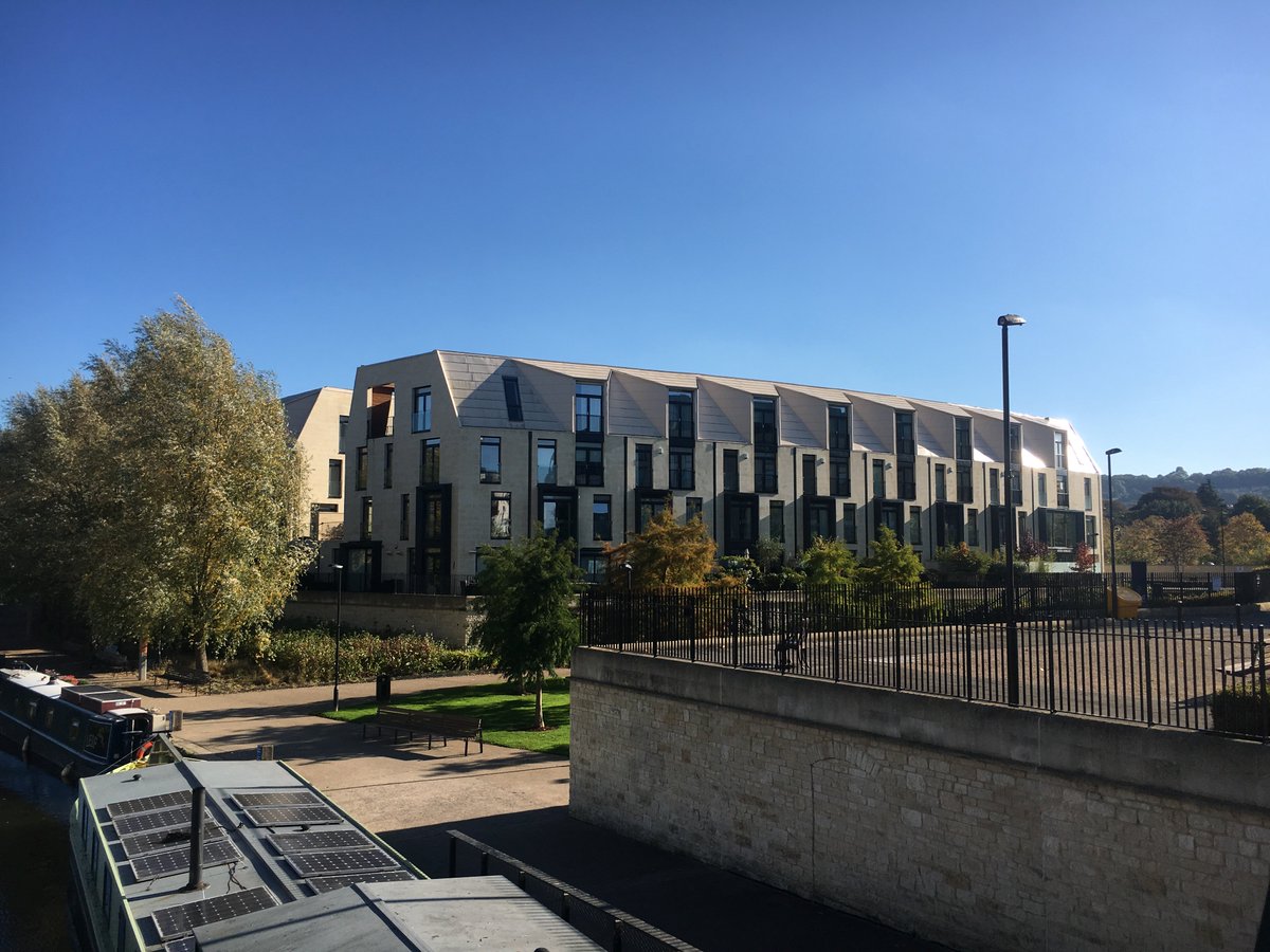 The pressures of selling your #home can really take the fun out of moving. So why not let Crest Nicholson do the hard work for you? 

Find out more about #SmoothMove here: bit.ly/2C5uacw #Bath #BathRiverside