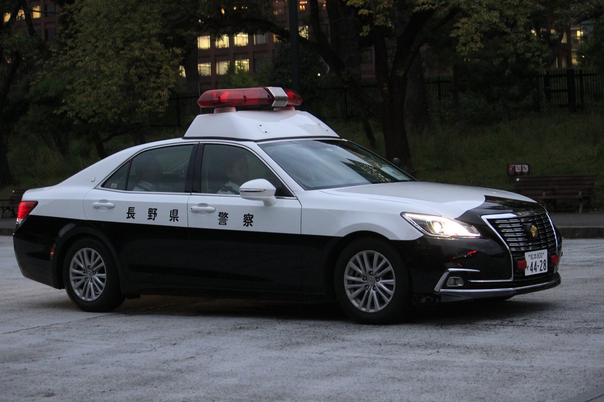 即位礼で全国から東京に集合したパトカーに大興奮 各都道府県でこんなに違うのか よく見ると個性あり Togetter