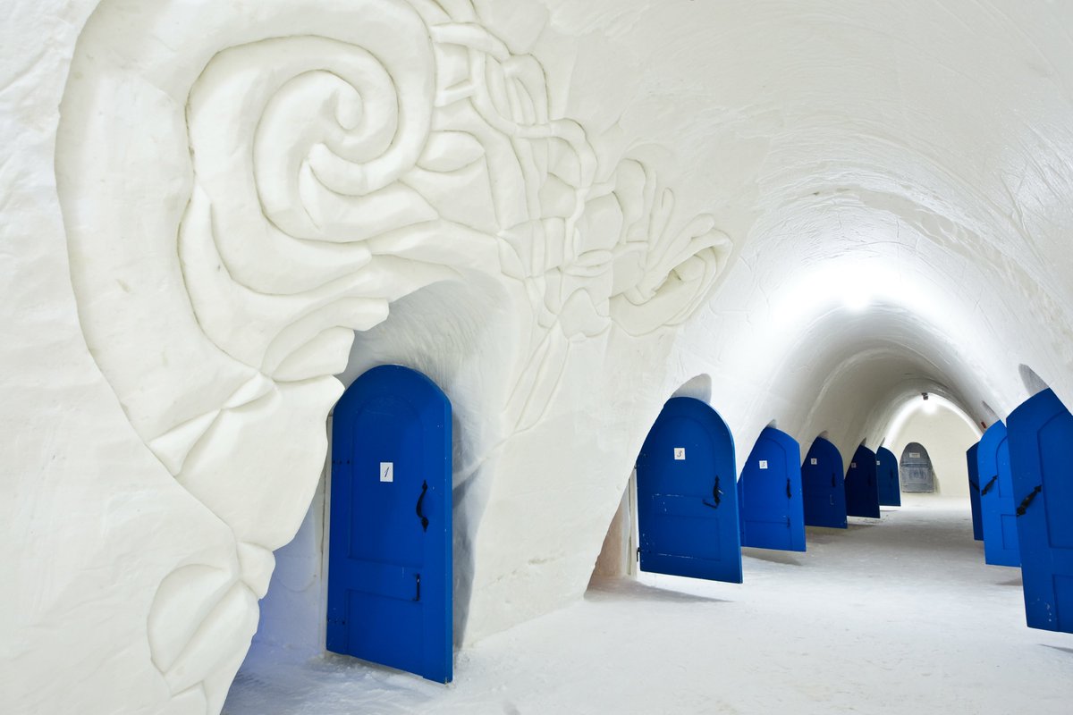 TheLuxuryRep's tweet photo. Did you know there's an actual snow castle in Kemi, Finalnd that you could visit?. Read to know more fun places to visit this winter.
@thisisFINLAND @VisitKemijarvi #kemi #finaland #tourism #wintersports #wintertravel #luxury #adventure #snowhotel
https://t.co/LcziyjwL4X https://t.co/PFnVg8fUka
