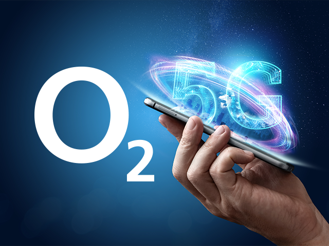 #NEWSFLASH Stop what you are doing &amp; pop into <a href="/O2/">O2</a> <a href="/Junction32UK/">Junction32UK</a> &amp; speak to any of the super friendly <a href="/O2/">O2</a> advisors about the latest <a href="/O2/">O2</a> #5G handsets &amp; experience super fast #5G speeds today on Britain’s Best Network for Coverage! Our #O25G network is now live! 👍 <a href="/lindasfjones/">Linda Jones</a>