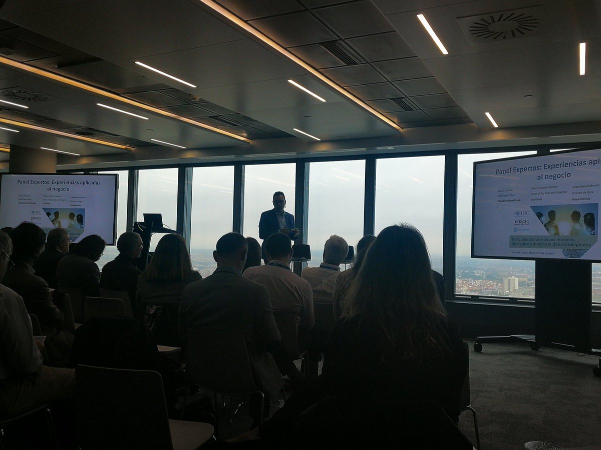 JRMelara_ITDM's tweet photo. No hace falta ser una gran empresa para tener #InteligenciaArtificial @IDCSpain #IDCBigdata https://t.co/p7AuHbISU4
