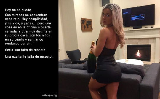 USANDOaMELISSA's tweet photo. Insisto: @cornudosbogota entiende al dedillo la psicología #Cuckold. La infidelidad con o sin consentimiento siempre ronda de manera deliciosa por sus talkies!

[Abro hilo, con trabajos suyos delirantes] https://t.co/X4C07EFKD4