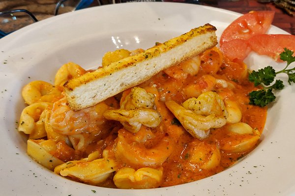 Rovalisitalian's tweet photo. Fall for our Food, it's delish and tasty...dude!😼 - https://t.co/rRZftaMZjR Oh, there's definitely something cookin' at Rovali's!
.
.
.
#hafb #standardexaminer #indieogden #onlyinogden #onlyinutah #ogdentownies #ogdenlocals #ogden #h25 #visitogden #foodie #orw https://t.co/v6qDgGKrPz