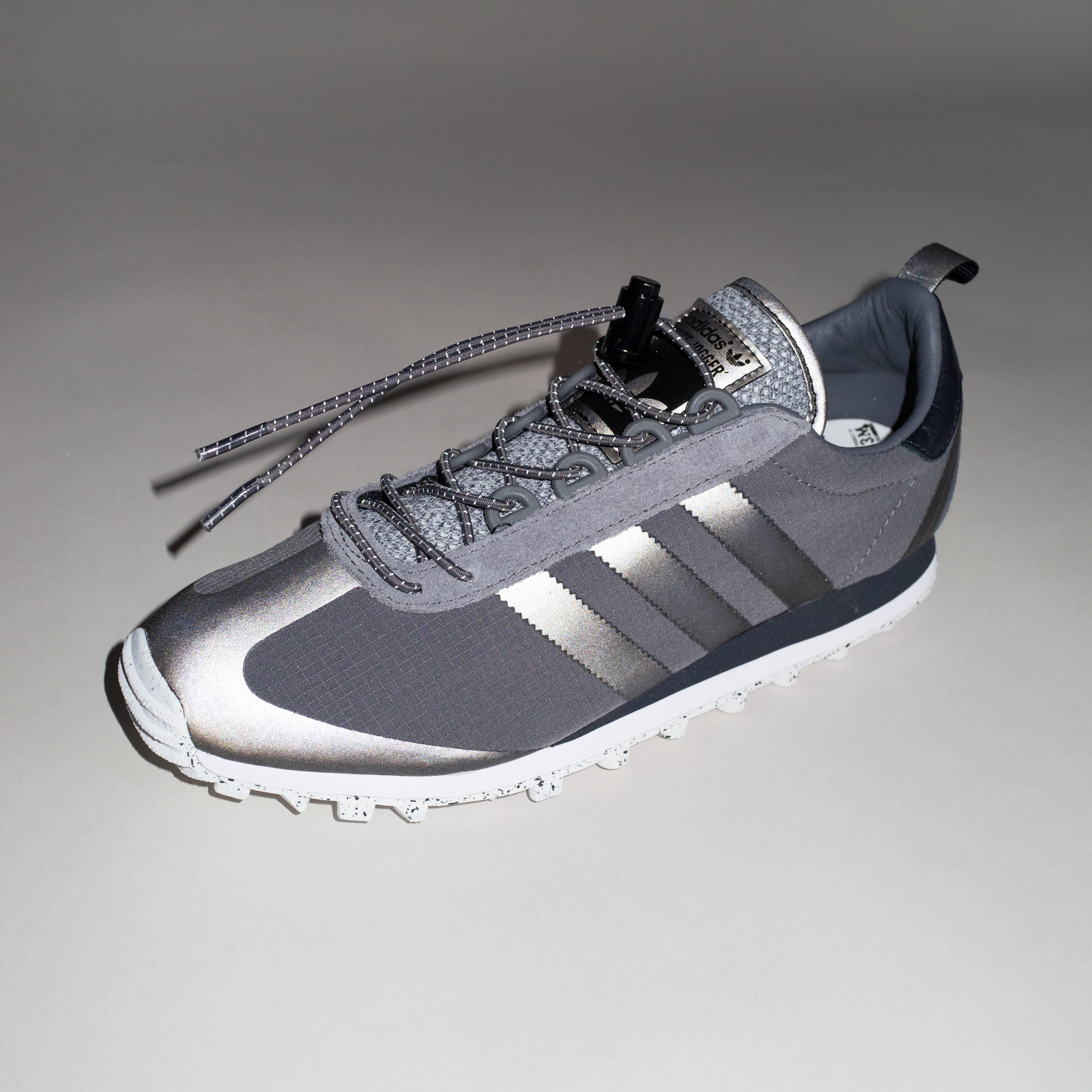 Consortium on Twitter: "adidas Originals Nite Jogger OG 3M - available with us online now https://t.co/hO347dLviv 3M Scotchlite reflective details on an '80s runner. The streamlined shape and nylon ripstop upper