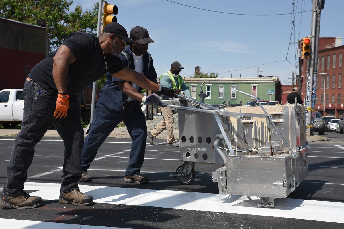 PHLWorkforce's tweet photo. Put your future on a new track! The @PhilaStreets Future Track Program is a 6-month paid internship that can help you develop in-demand skills and secure full-time employment! Apply by Oct 27 #PHLWorkforce๐ https://t.co/gcvMH7W7zN https://t.co/yzNPgeWTSu