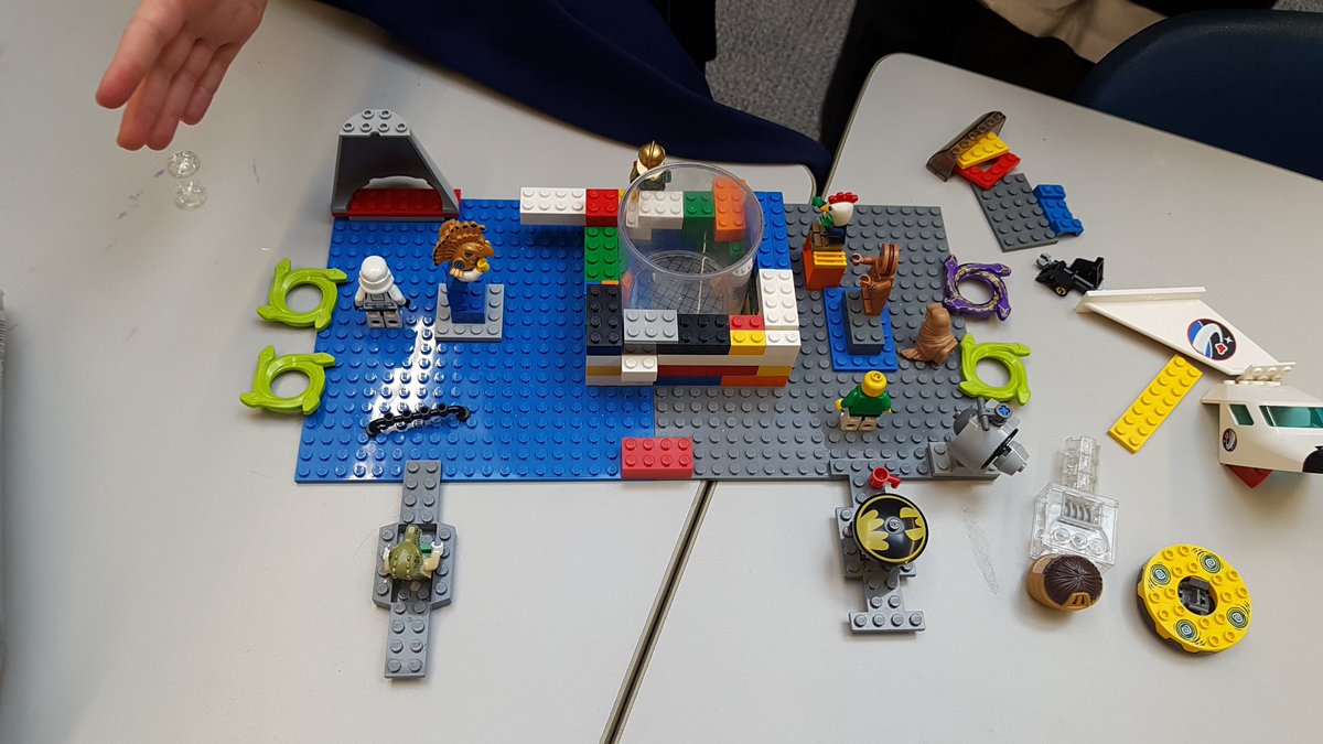 Pitsford_School's tweet photo. Volcanoes erupted this afternoon at J1/J2 Lego Club! #Eek #bubbles #scienceisfun #chemistry #buildingimagination https://t.co/0HXXXRpYf9