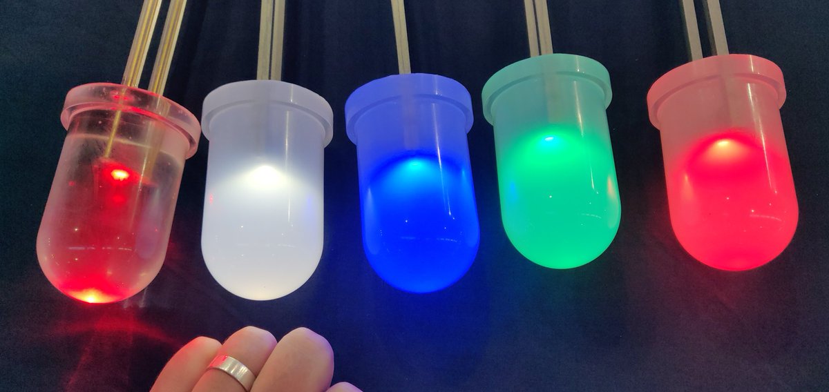 PartFusion's tweet image. Mostly set up for this weekend's @MakerFaireRome. I'm showing wearables, electronic jewellery, and Giant LEDs.
#MFR19 #GiantLED.