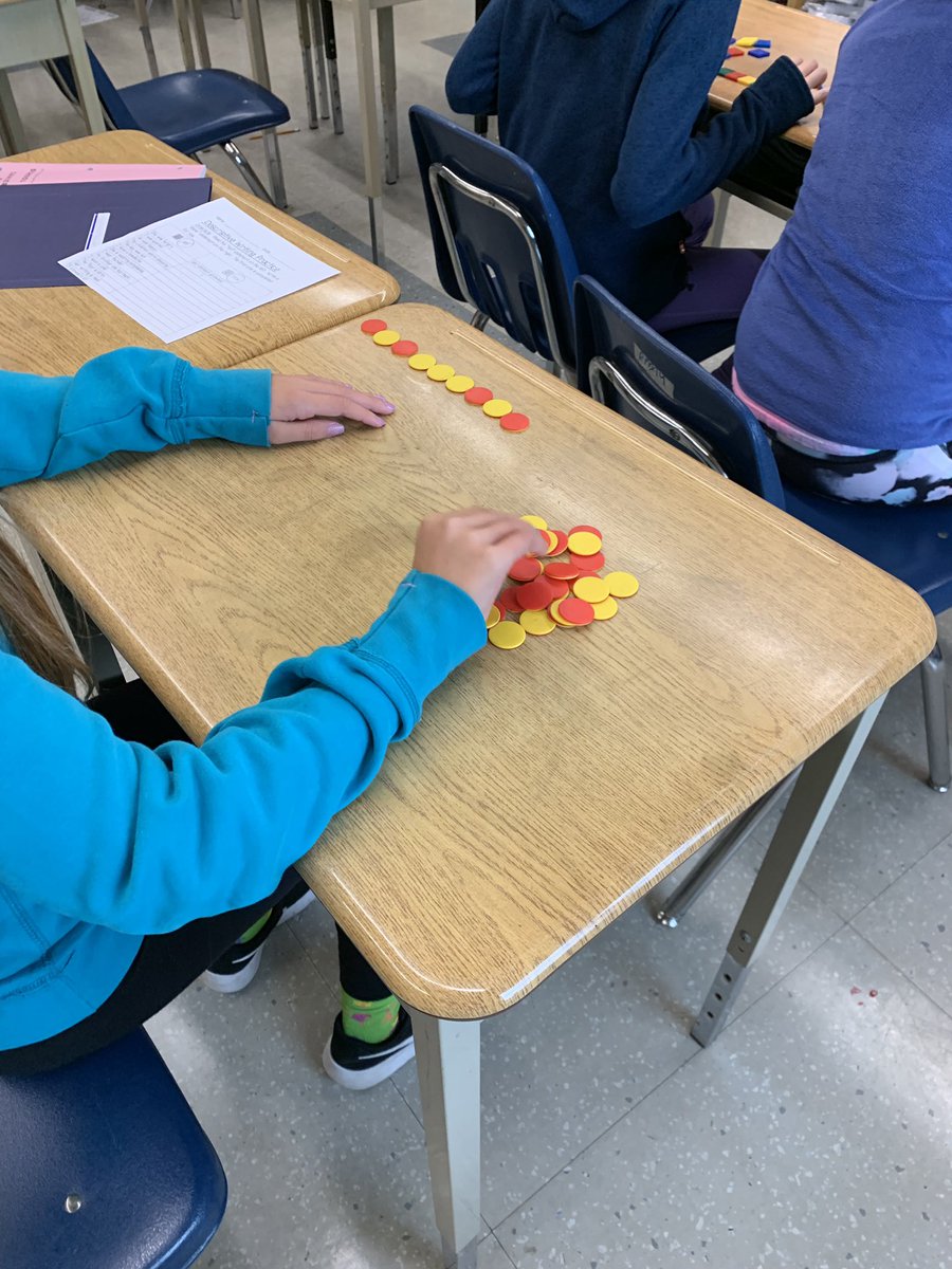 msasully's tweet photo. Working on creating and representing patterns today with the tools we feel confident using @CobblestoneES #mathisgrand #showingourthinking https://t.co/1q12tR1p0K
