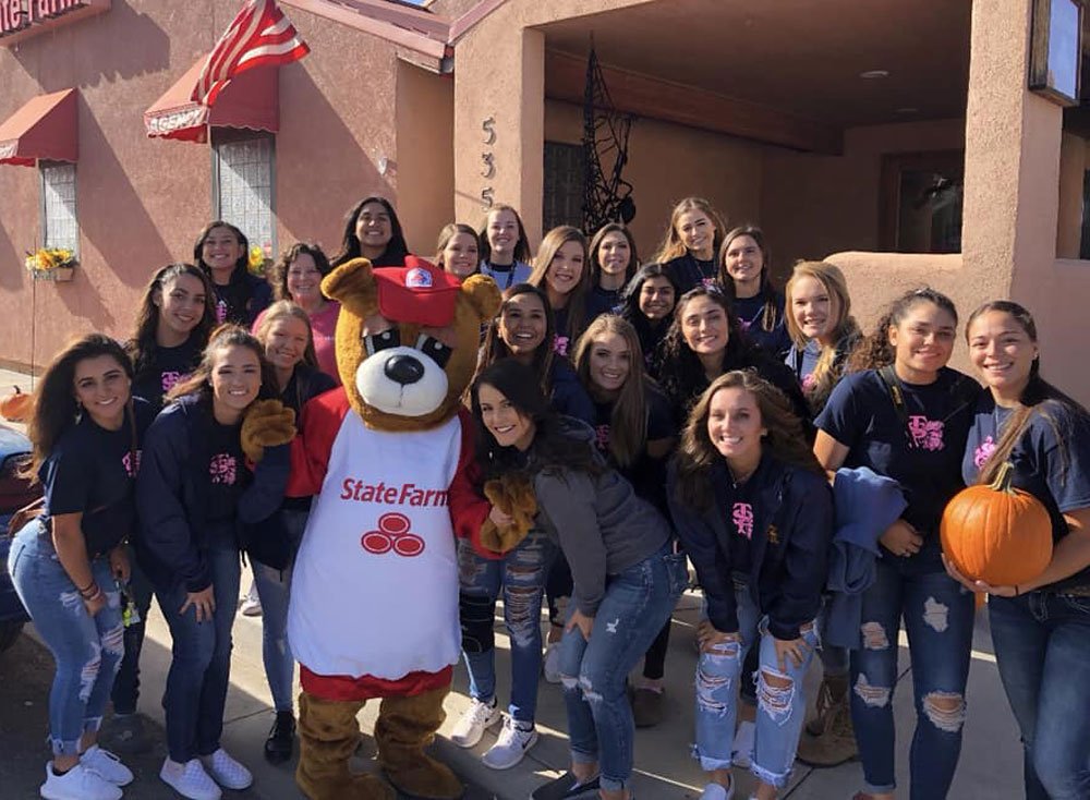 TSCATHLETICS's tweet photo. It’s #NJCAADay! Here are a few examples of how the Trojan student-athletes and coaches are active in our communities. From handing out pumpkins, to picking up trash, to volunteering to help other community events  - We are #TrojanProud https://t.co/ZFjJaVYOEj