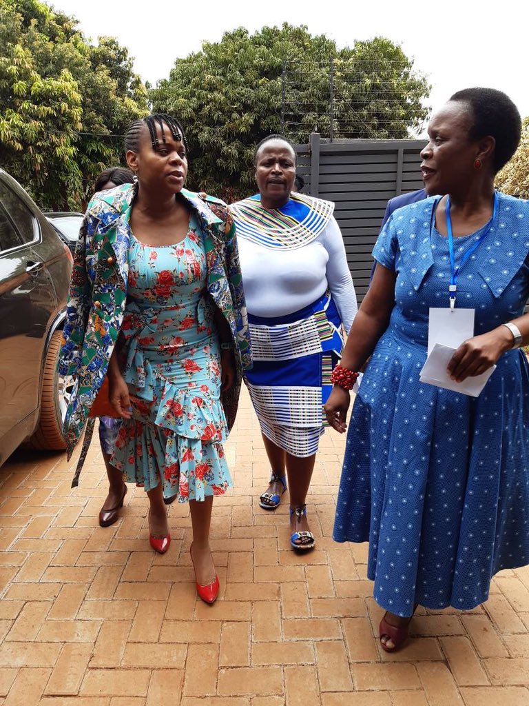 PhophiRamathuba's tweet photo. Mental health remains our focus and priority. Spending Family day with Mental healthcare users and their family members. We are worried that there are 38patients admitted @Hayani hospital who are rejected by family members they refuse to even visit them.#stigmaMustFall https://t.co/BLWA5XT40S