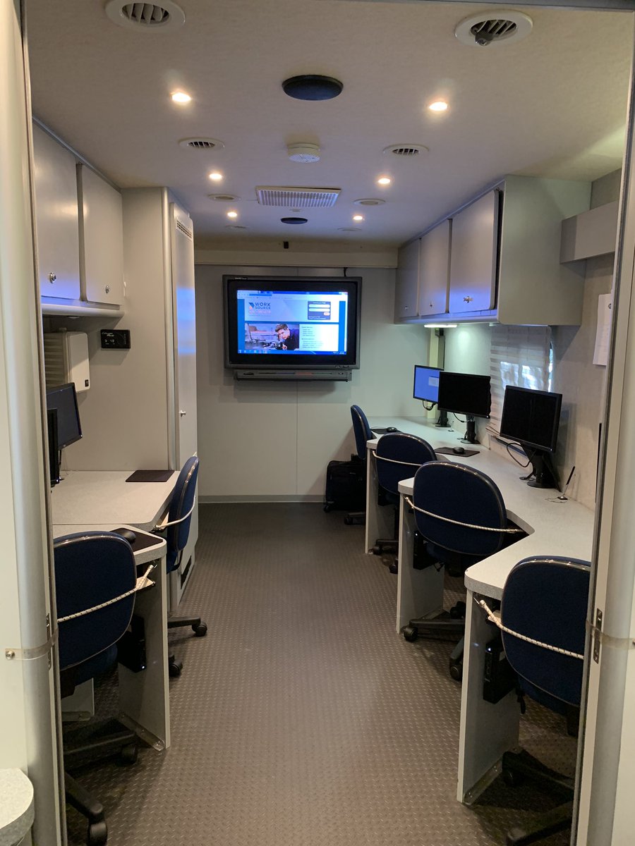 Adam4and's tweet photo. Get on the job bus! Worksource Atlanta Regional’s bus spends a lot of time in Gwinnett! @PartnershipGw @AtlantaRegional https://t.co/mIbbbWwxdU
