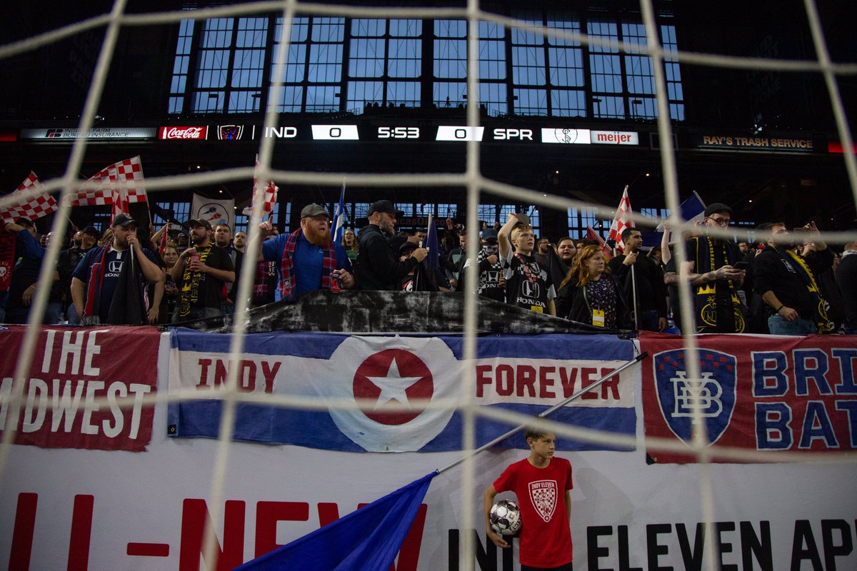 SocTakes's tweet photo. GALLERY: The @IndyEleven edged the visiting @SwopeRangers 2-1 on Wednesday night at @LucasOilStadium to secure at least one home match in the @USLChampionship playoffs. 📷: @SoCalledRobbie ▪️ #INDvSPR #IndyForever #SPRBelieve

View all ➡️ https://t.co/Bg82emZLjX https://t.co/RE6srj2oiR