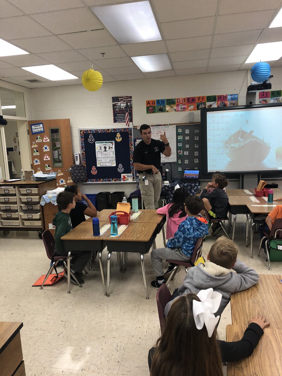 Miss_Hotz's tweet photo. Thank you to firefighter Josh for coming in to help teach our first graders home fire safety tips! @LoudounFire #firepreventionweek https://t.co/cDhJylPQd1