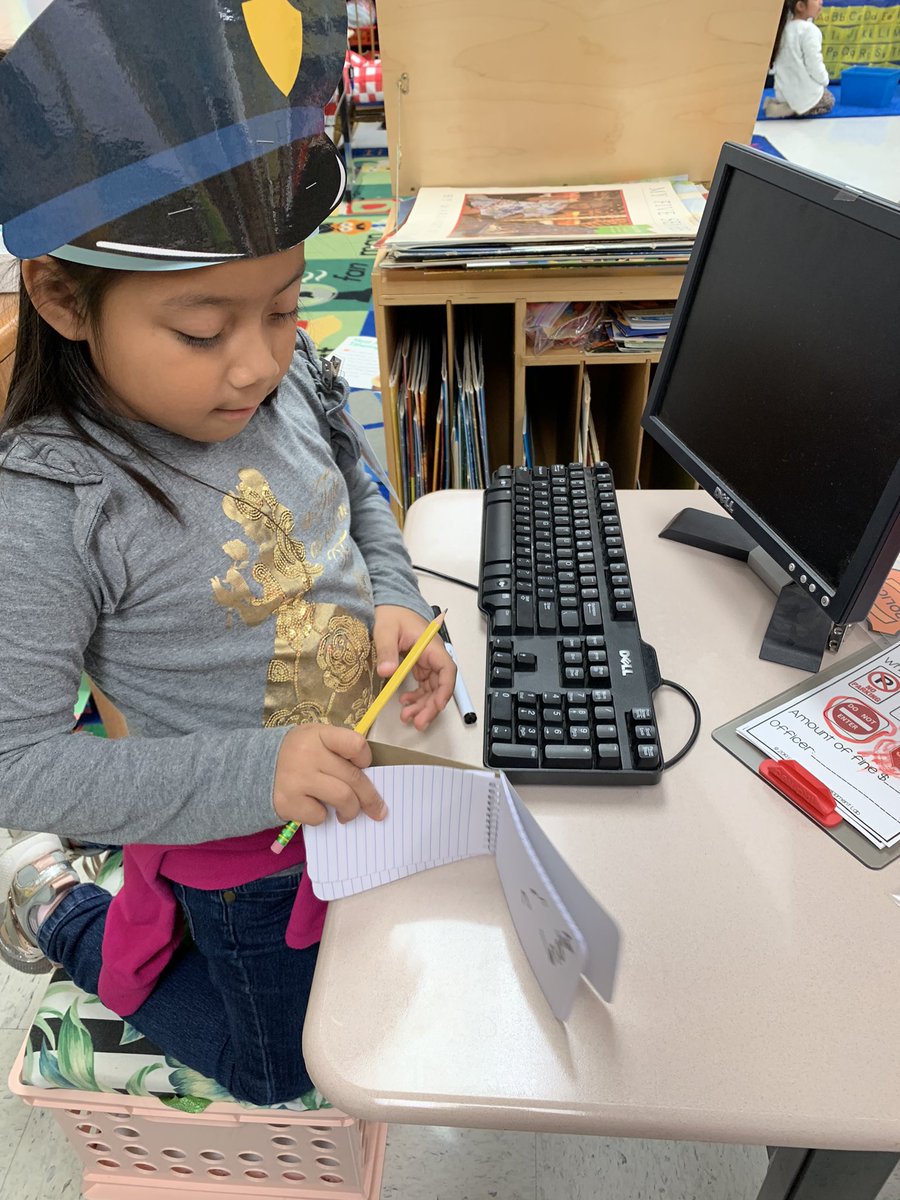 MrsNeal_EL's tweet photo. Today we are learning about the Police Officers in our very own police station! @JenniferConn08 @SullyES_LCPS #communityhelpers https://t.co/Fgub1xwdIe