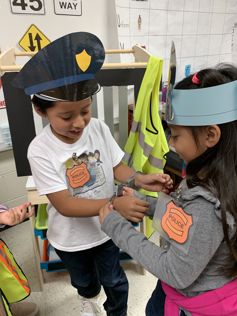 MrsNeal_EL's tweet photo. Today we are learning about the Police Officers in our very own police station! @JenniferConn08 @SullyES_LCPS #communityhelpers https://t.co/Fgub1xwdIe