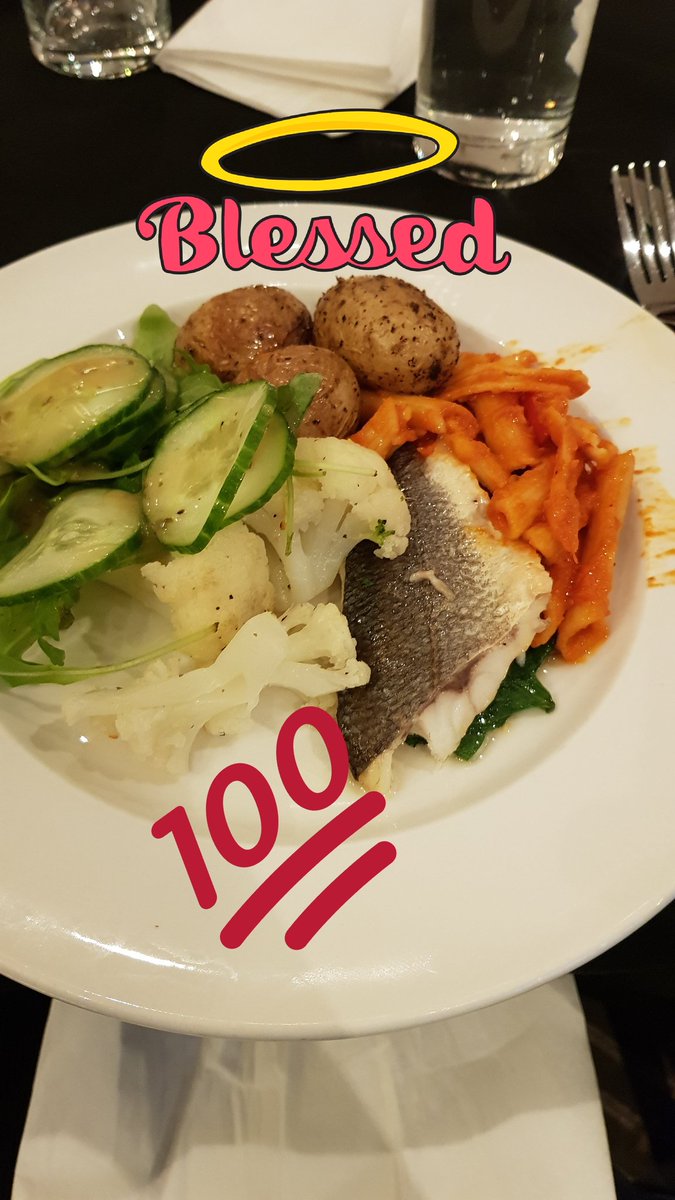 DantzDeb's tweet photo. And that's a wrap from me #BLFILONDON
Thank you to all the organisers @NHSLLA.
Being around like minded and inspiring people is always a honour.
Key Notes
•Start Small, Think Big!
•Choose your battles to win your wars.
•Put care back into Healthcare.
Oh and the food was👌🏾 https://t.co/GiyH3ofu8O