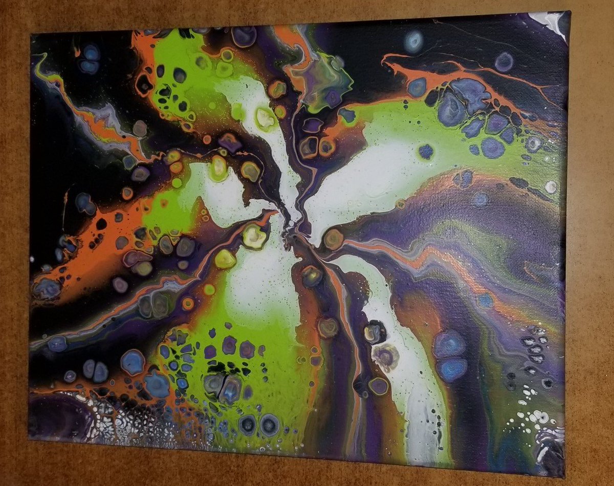 WhitewoodLib's tweet photo. Well they are a few days late but these are the paintings from a week ago. Everyone used the exact same colors, the exact same amount of paint and the exact same size bottle bottom. What a variety of results. https://t.co/UoriO3FTI1