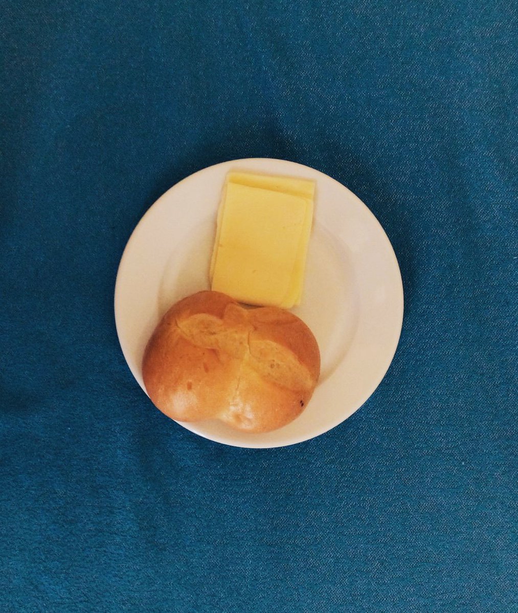 Gefängniscuisine tweet media