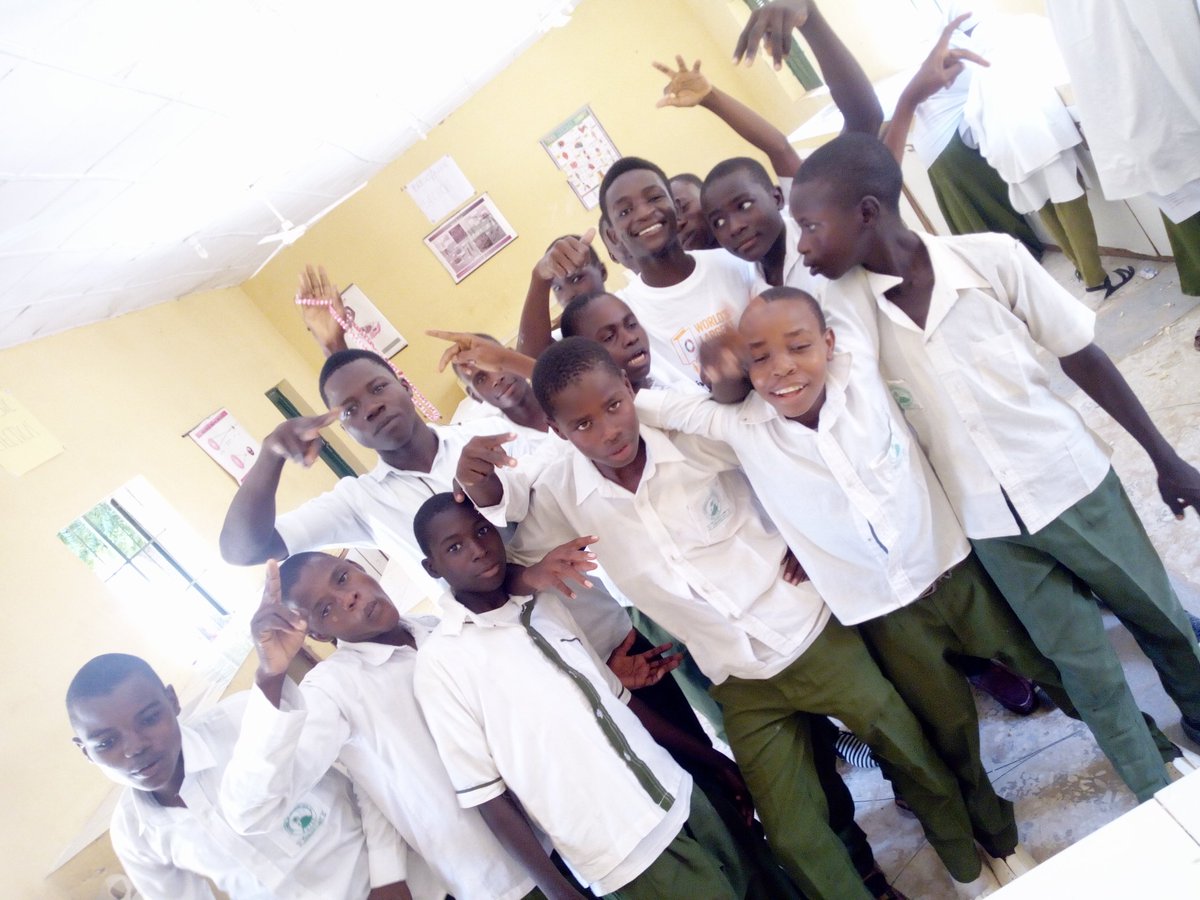 KafinHausaa's tweet photo. My Village is my pride, Today, Secondary School from village are part of 17 Global Goals(SDGs). Courtesy of World Largest Lesson Activation of SDGs through Comrade Sulaiman Uwais Idris #SDGActivation https://t.co/P9e0gW1FZn