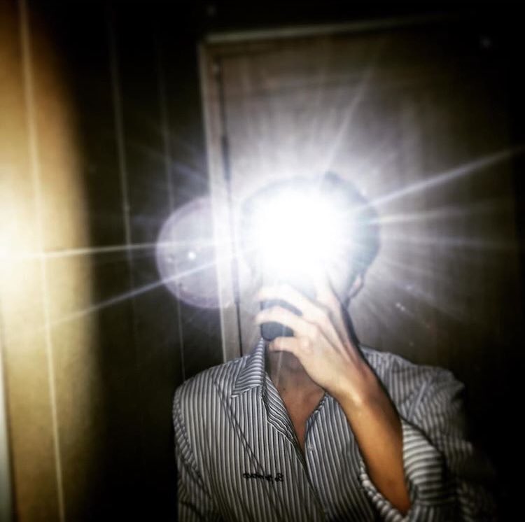 dam_dt's tweet photo. เซฮุนควรปิดแฟลชมือถือตั้งนานแล้ว
5555555555555555555555555555 https://t.co/nfU2Ab7m0d