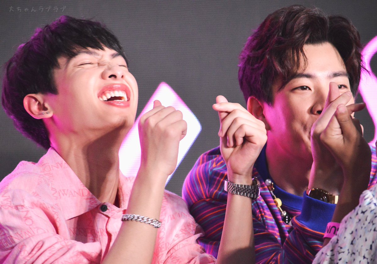 ohchanraburabu's tweet photo. เวลาเธอยิ้ม งื้ออออออ กันี้ยิ้มตามน้องไม่หุบเลย งื้อออออออ
#mistineblackandboy 
#offgunxmistine
#ebmistine 
#ออฟกัน https://t.co/95Iny4zXhP