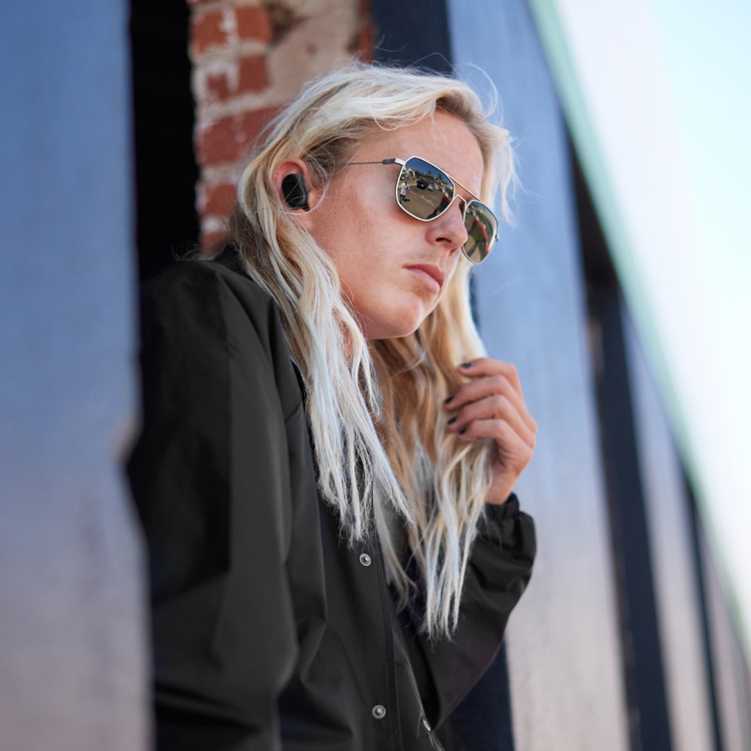 SkullcandyJapan's tweet photo. Push Fearless black♣️ 10月のムード #feareless を体現する@kyuss_king 🌊
Push Fearless blackは#12moods の8ヶ月目に万を期して登場✨
数量限定生産♠️
Push Fearless blackは
下記サイトにて発売中🖤
https://t.co/nYw4uz02rA
#feelfearless #feelskullcandy #スカルキャンディー https://t.co/UfMZVBOozR
