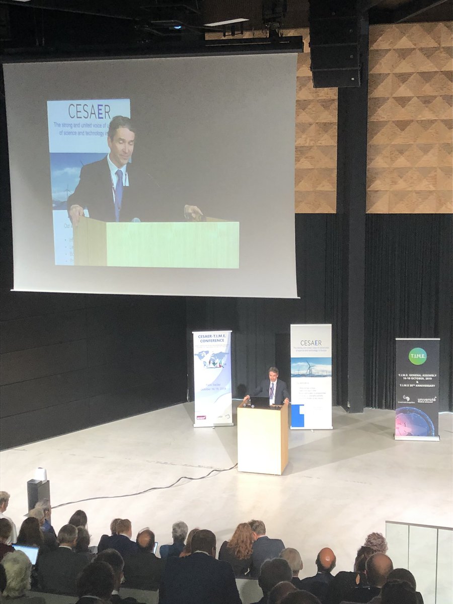 alexurbain's tweet photo. 350 personnes de plus de 80 universités mondiales réunies pour la grande conférence des AG @CESAER_SnT et @TIMEAssociation à @centralesupelec. Accueil par R.Soubeyran, dir de @centralesupelec et S. Retailleau, présidente de @UnivParisSaclay #TIME2019 #CESAER2019 #CESAERTIME2019 https://t.co/ZEyjhBOGJF