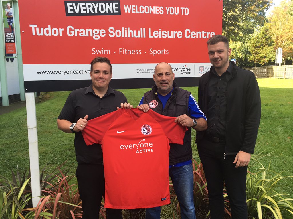 Everyone Actives Regional Sales Manager Richard Bell, Presents AFC Solihull’s Club Chairman David Tyler, with a fantastic new kit this morning at Tudor Grange Leisue Centre, having a resent refurbishment it’s a Superb AFC Home facility <a href="/EveryoneActive/">Everyone Active</a> <a href="/AFC_Solihull/">AFC Solihull</a> <a href="/Solihull_biz/">Solihull Businesses</a>