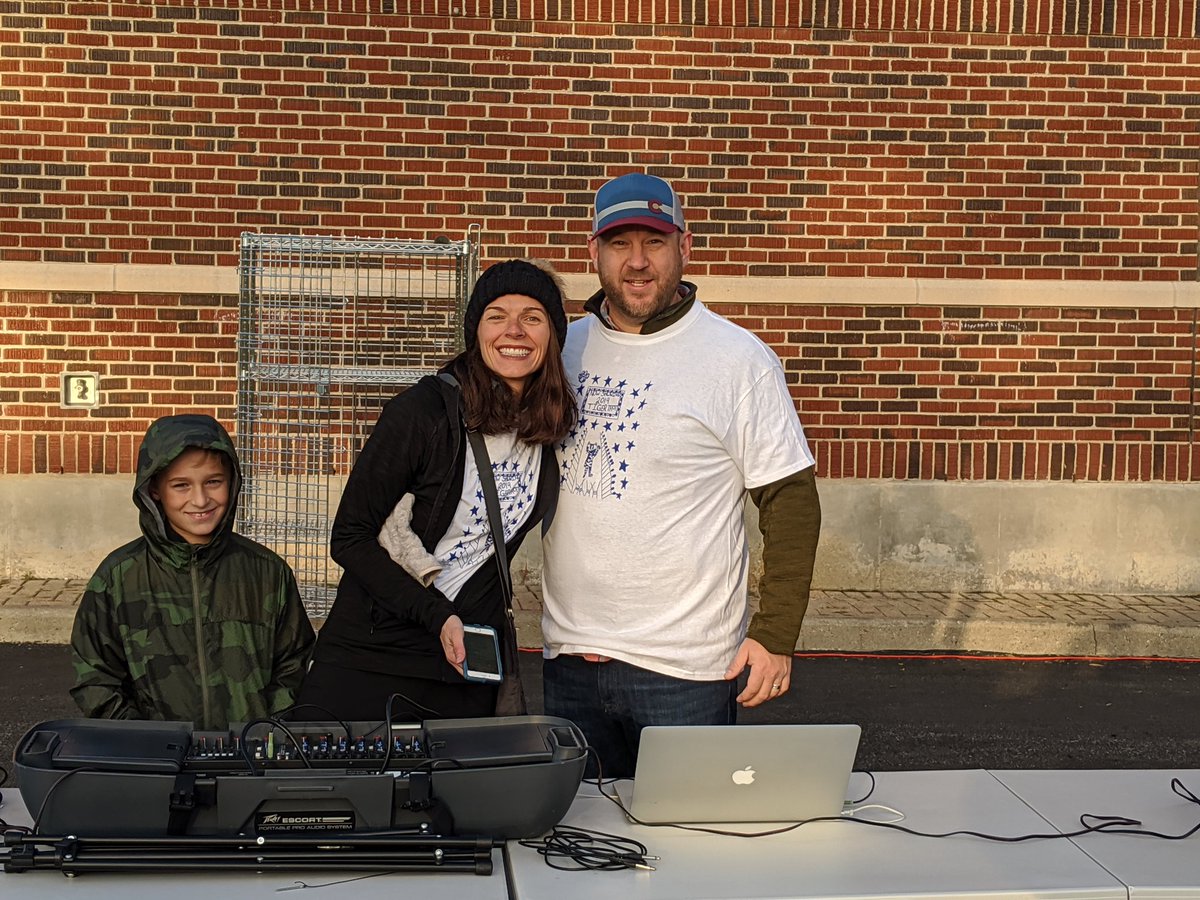 RooseveltD64's tweet photo. Tiger Trot! #Engaged64 https://t.co/qJMFO0etVz