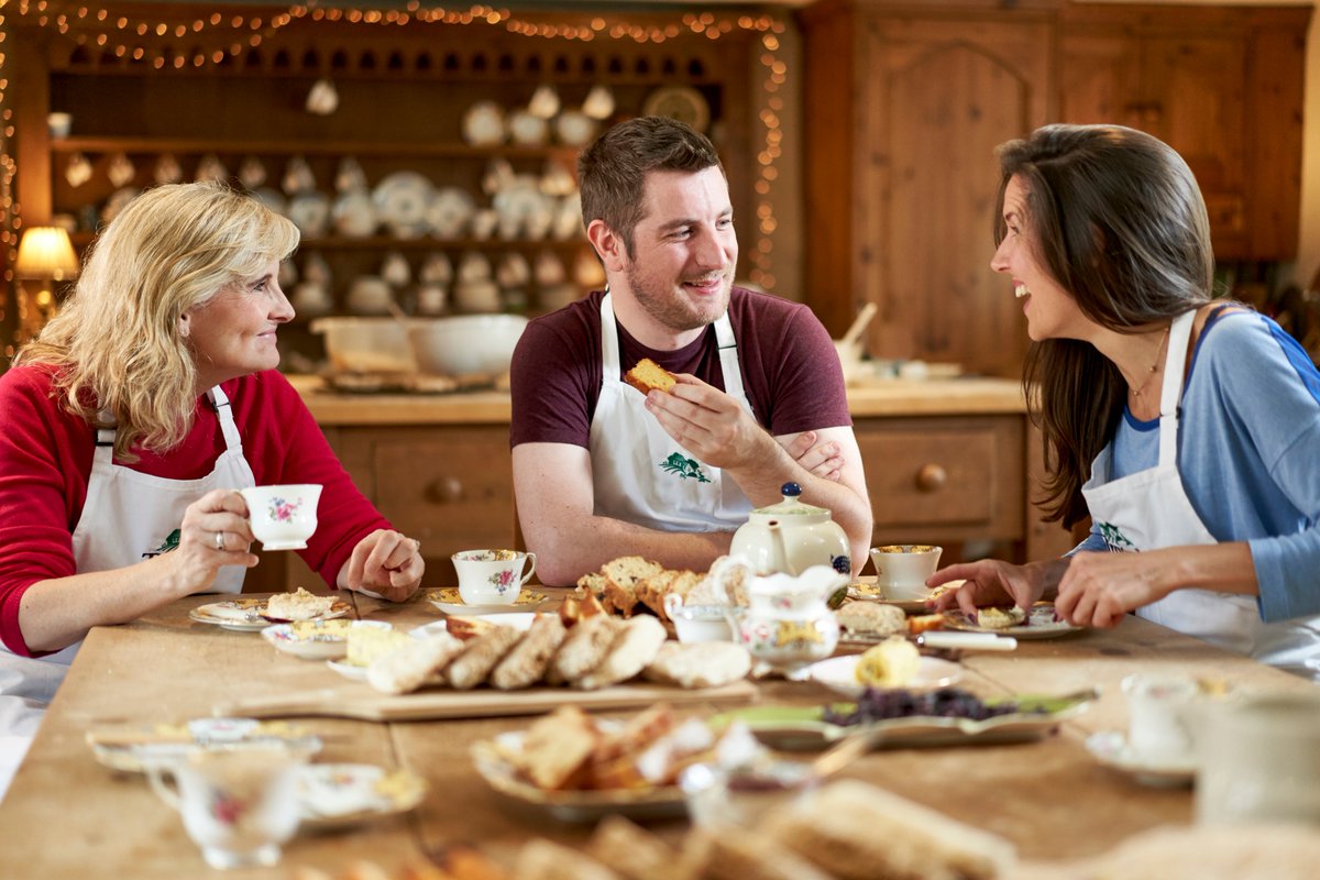 Don't forget to enter this week's #TastetheIsland competition over on Instagram! Up for grabs is a traditional bread making class at Tracey's Farmhouse Kitchen, Co Down 🍞

👉 bit.ly/30RbLwM 

#discoverNI