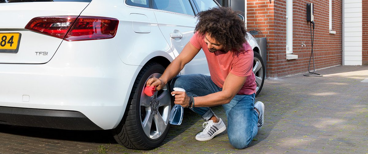 AfaDispensing's tweet photo. The OpUs trigger sprayers can be used for almost everything. From cleaning the house, to taking care of your pet and even car cleaning, we're just one spray away. Find more information about all the markets where the OpUs is used on https://t.co/twOANs4pQw. https://t.co/Hd6x8b6NY1