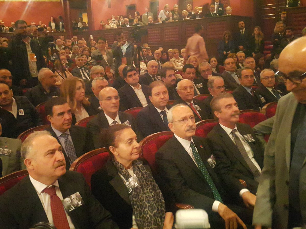 imambakirukus's tweet photo. CHP Lideri Kemal Kılıçdaroğlu'nun Türkiye siyasetinin duayen isimleri #AliTopuz ve #OrhanBirgit'i sonsuzluğa uğurladık. @kilicdarogluk @istanbulgercegi @Akif_Hamzacebi @emeltigli @Akif_Hamzacebi @goklevent https://t.co/DU5K8ygKrw
