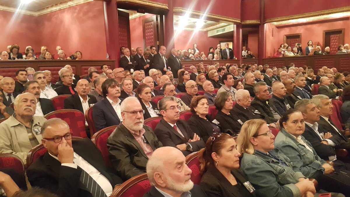 imambakirukus's tweet photo. CHP Lideri Kemal Kılıçdaroğlu'nun Türkiye siyasetinin duayen isimleri #AliTopuz ve #OrhanBirgit'i sonsuzluğa uğurladık. @kilicdarogluk @istanbulgercegi @Akif_Hamzacebi @emeltigli @Akif_Hamzacebi @goklevent https://t.co/DU5K8ygKrw