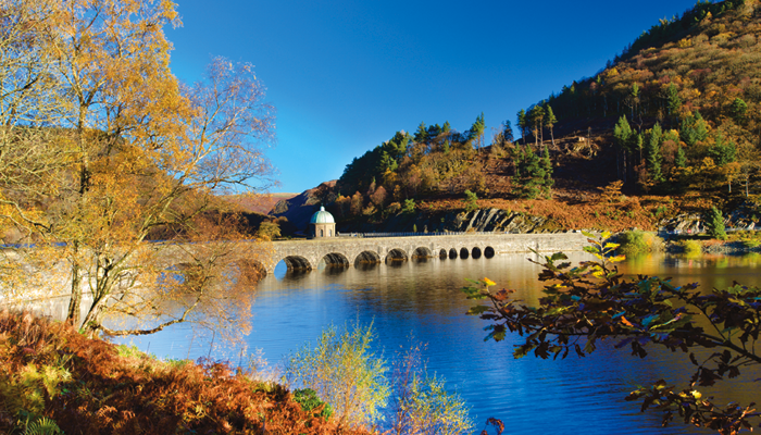 This week our #Welsh #Supersaver tour is visiting the #beautiful #Elan #Valley!

In 2015, the #ElanValleyEstate achieved #InternationalDarkSkyPark status and became the first privately owned but publicly accessible park in the world to do so.🌠

elanvalley.org.uk/darkskies
