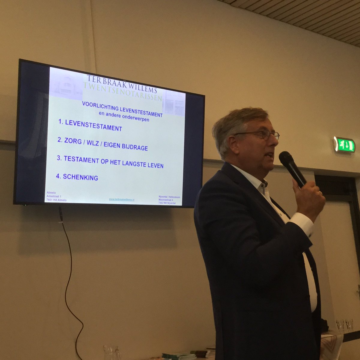 Notaris Dinand Ter Braak leidt de PCOB leden in Jip en Janneketaal langs de kronkelige wegen en valkuilen van erven en schenken. Nuttig en nodig voor iedereen.
#pcob