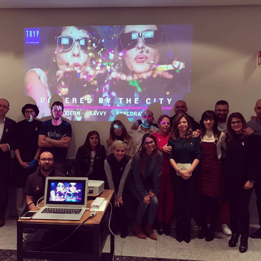 Vane_a_p's tweet photo. El #equipo @TrypLeon de asamblea. @MeliaHotelsInt @TrypHotels https://t.co/pJQqkQTRz0